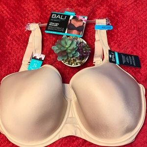 NWT BALI ULTRA LIGHT MINIMIZER 40DDD